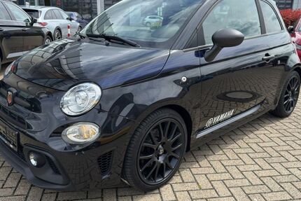 Abarth 500 90.000 km 17.880 &euro; Düren 52351