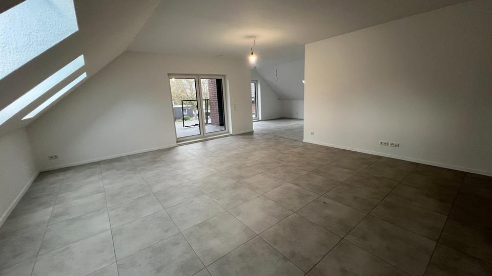 Dachgeschoßwohnung Oldenburg Eversten - 5 Zimmer, 158 m&sup2;, 1.820&euro; | Angebot:25305880