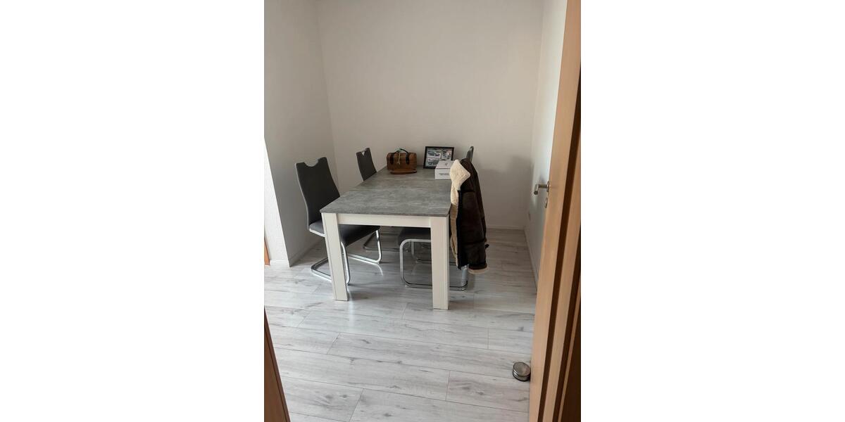 Dachgeschoßwohnung Neuhausen/Spree Spree - 2 Zimmer, 72 m&sup2;, 850&euro; | Angebot:25253115