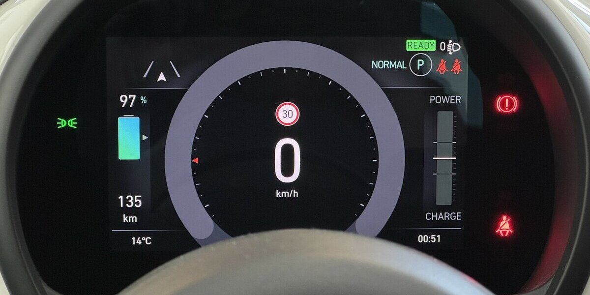 Fiat 500e Action CarPlay Android Automatik 1.Hand 32.900 km 11.890 &euro; Lich 35423