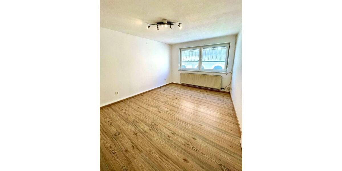 Reihenendhaus Bad Griesbach im Rottal Griesbach - 8 Zimmer, 164 m&sup2;, 232.000&euro; | Angebot:25773532