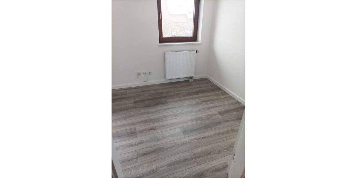 Doppelhaushälfte Leuna Zöschen - 4 Zimmer, 102 m&sup2;, 300.000&euro; | Angebot:24808711