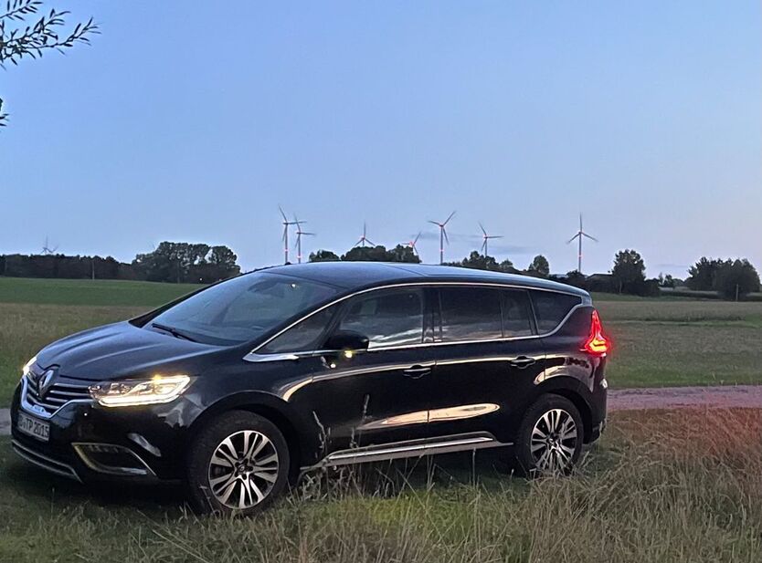 Renault Espace 98.000 km 17.999 € Berlin 13187