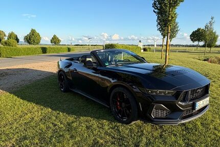 Ford Mustang 25.658 km 53.450 &euro; Groß-Gerau 64521