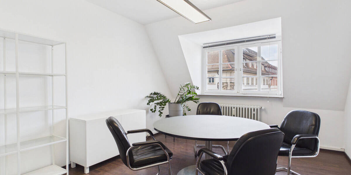 Gewerbeobjekt Würzburg Altstadt - 4 Zimmer, 116 m&sup2;, 1.600&euro; | Angebot:26376631