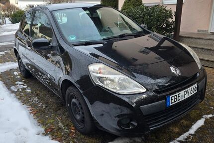 Renault Clio 104.000 km 2.500 &euro; Kirchseeon 85614