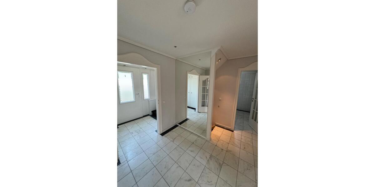 Einfamilienhaus Stelle - 5 Zimmer, 263 m&sup2;, 1.787&euro; | Angebot:25822152