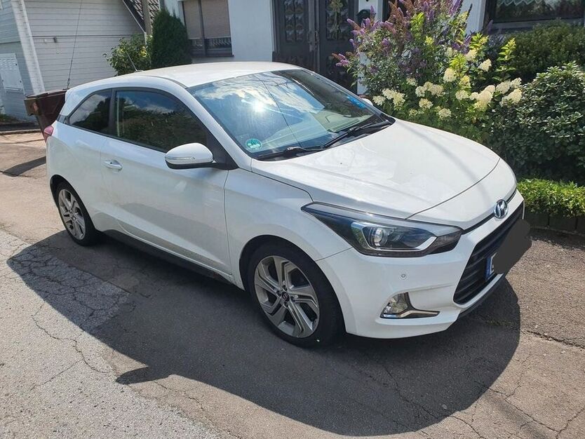 i20
