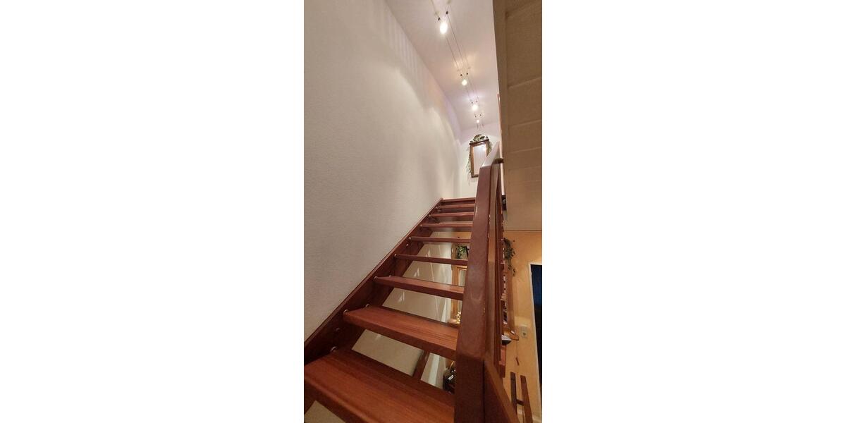 Reihenhaus Barsinghausen - 5 Zimmer, 136 m&sup2;, 295.000&euro; | Angebot:25636615