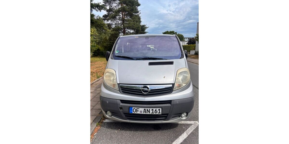 Opel Vivaro 250.000 km 10.000 &euro; Erlangen 91052