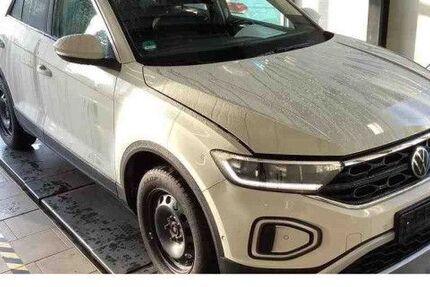 VW T-Roc 85.392 km 22.350 &euro; Neu-Isenburg 63263