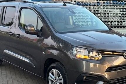 Toyota Proace City 107.620 km 21.500 € Düsseldorf 40597