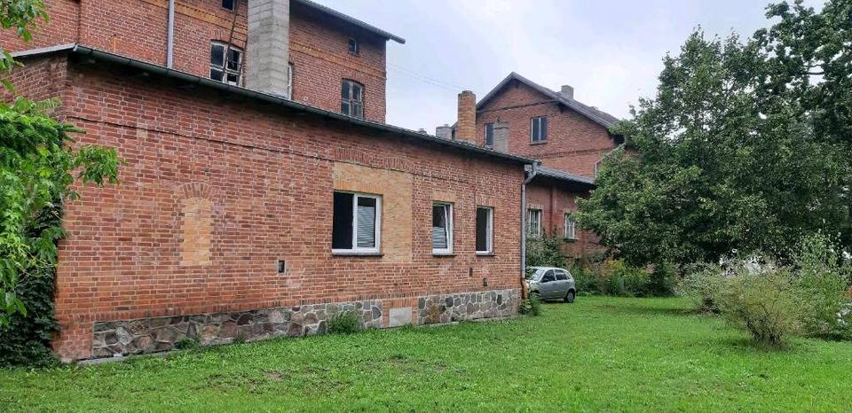 Mehrfamilienhaus, Wohnhaus Friedland - 30 Zimmer, 800 m&sup2;, 72.000&euro; | Angebot:26056318