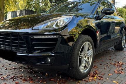 Porsche Macan 124.000 km 31.790 € Bremen 28355