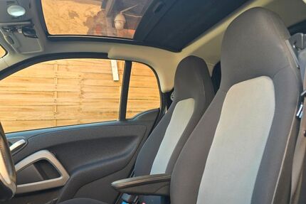 Smart ForTwo 89.300 km 5.000 &euro; Berlin 14163