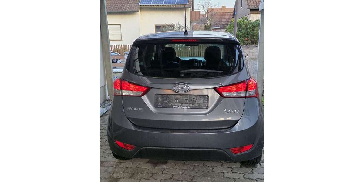 Hyundai iX20 89.000 km 5.990 &euro; Hockenheim 68766