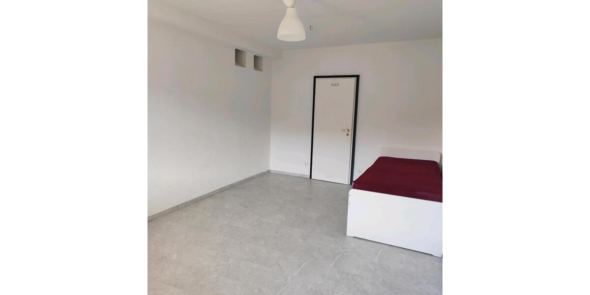 Erdgeschoßwohnung Dillenburg Eibach - 3 Zimmer, 90 m&sup2;, 700&euro; | Angebot:24842768