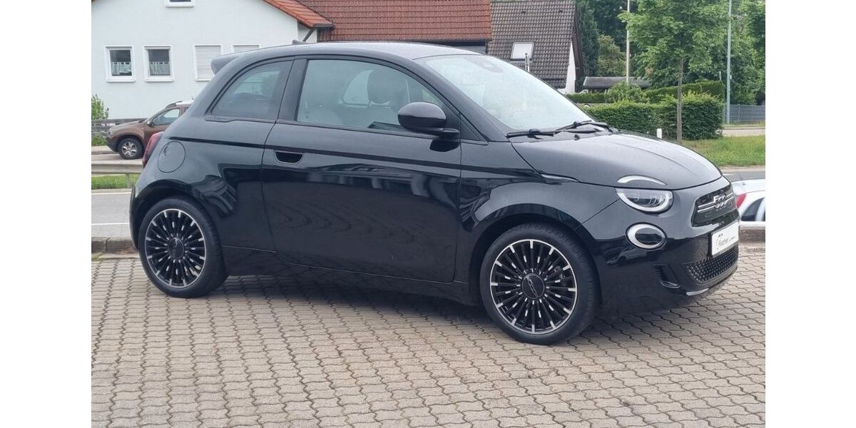Fiat 500e 36.180 km 15.800 &euro; Aalen 73433