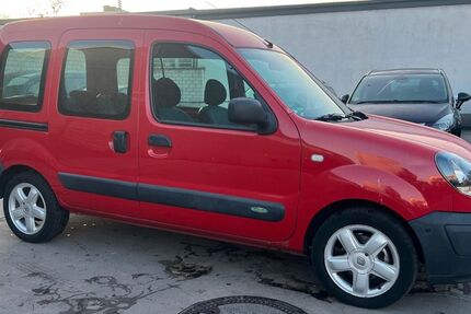 Renault Kangoo 41.000 km 3.450 &euro; Frankfurt am Main 65933