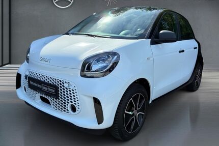Smart ForFour 34.449 km 9.890 &euro; Stade 21684
