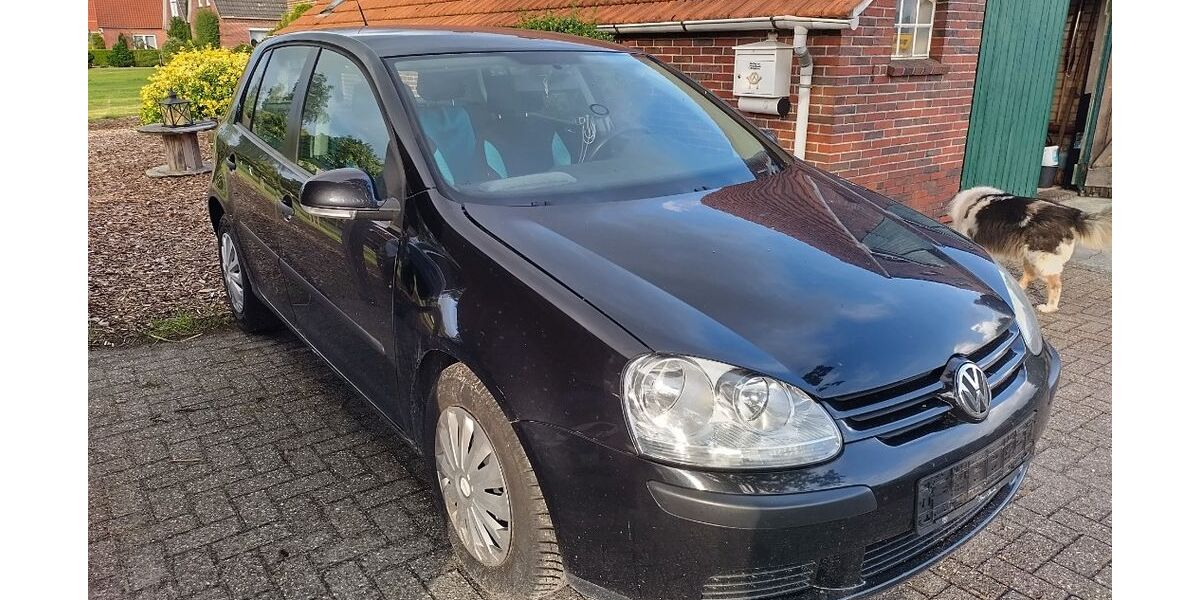 VW Golf 215.000 km 3.200 &euro; Moormerland 26802