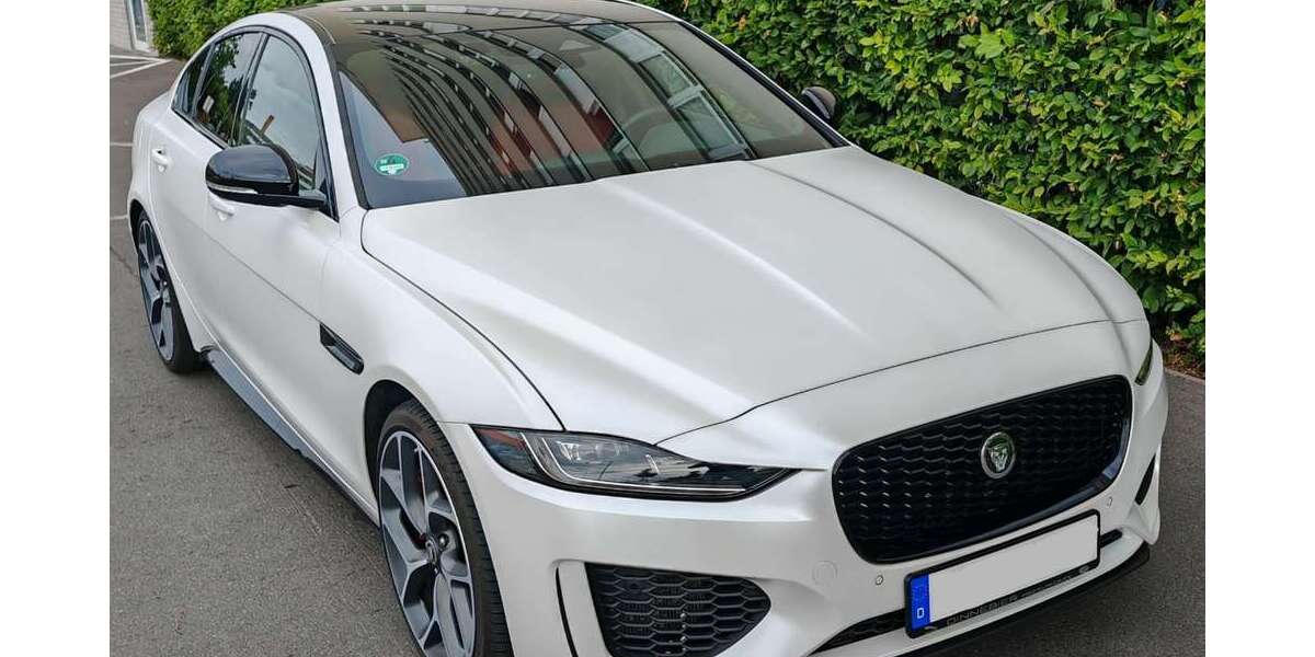 Jaguar XE 16.000 km 40.400 &euro; Berlin 10318