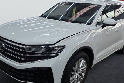 VW Touareg 25.037 km 54.720 &euro; Mainburg 84048