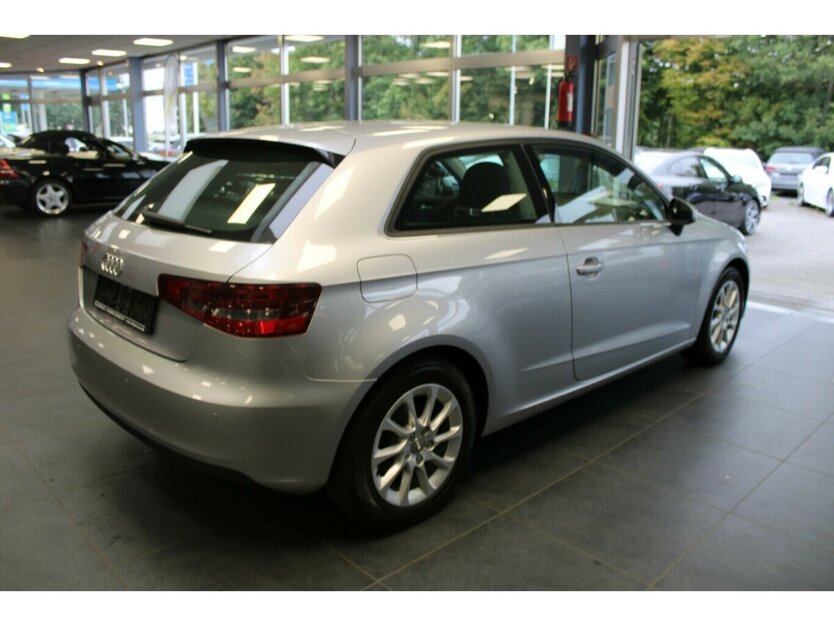 Audi A3 1.4 TFSI ultra Attraction 120.877 km 10.980 € Euskirchen 53881