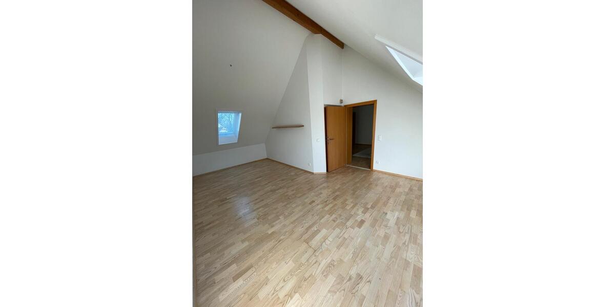 Dachgeschoßwohnung Moosburg an der Isar - 1.5 Zimmer, 41 m&sup2;, 890&euro; | Angebot:25017949