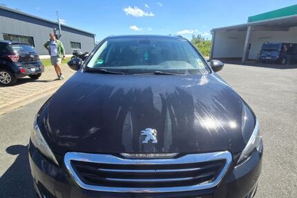 Peugeot 308 136.818 km 7.199 &euro; Langenzenn 90579
