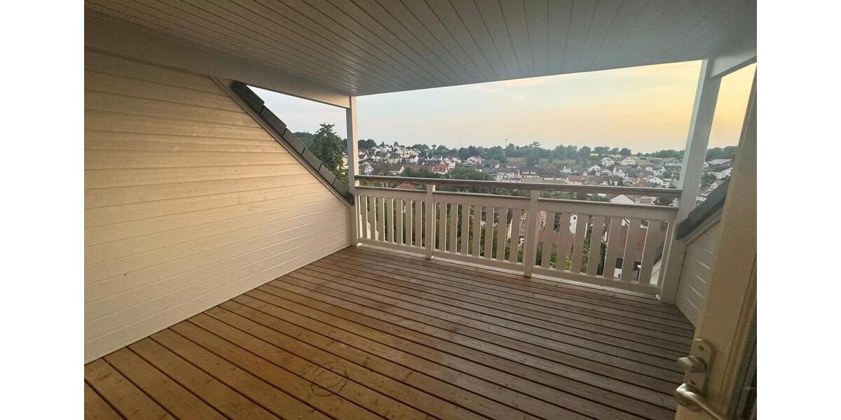 Dachgeschoßwohnung Pfinztal - 2 Zimmer, 67 m&sup2;, 1.499&euro; | Angebot:21302819