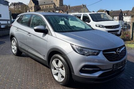 Opel Grandland (X) 15.700 km 18.000 &euro; Betzdorf 57518
