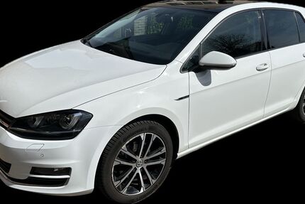 VW Golf 154.000 km 12.900 &euro; Heek 48619