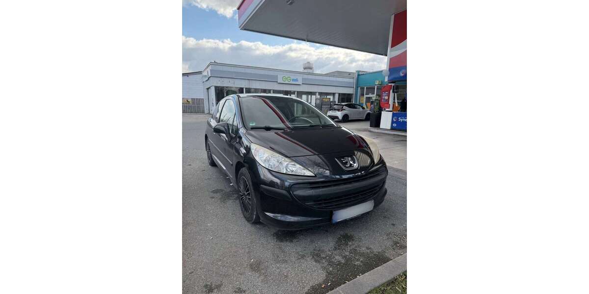 Peugeot 207 198.000 km 790 &euro; münchen 80797