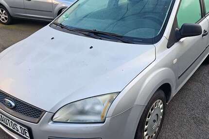Ford Focus 177.000 km 2.489 &euro; Urbar 56182
