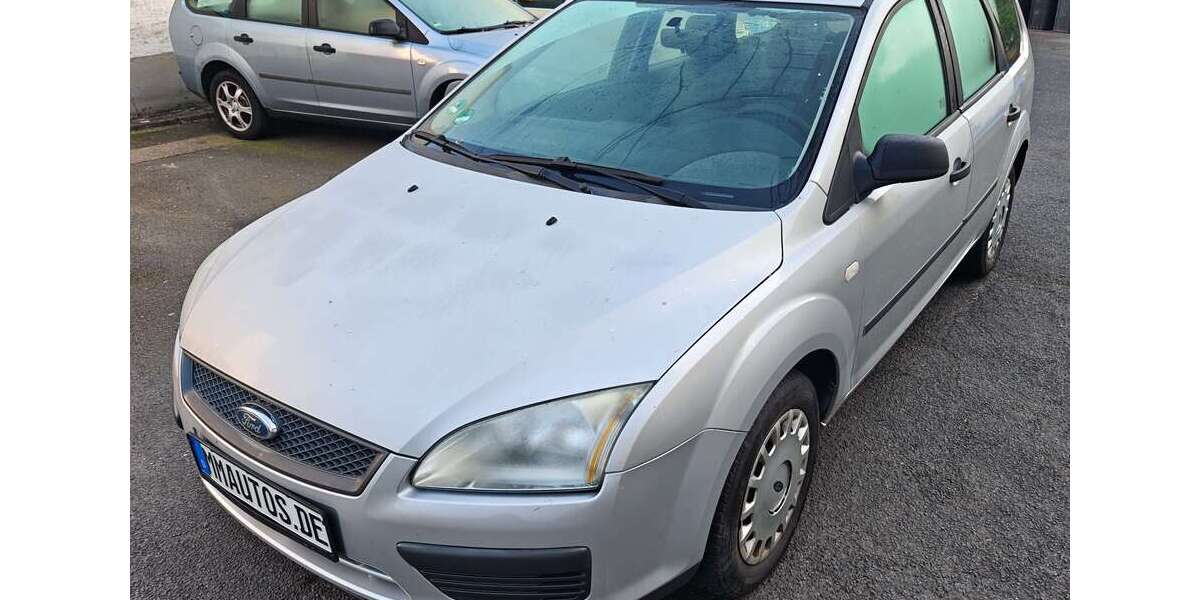Ford Focus 177.000 km 2.489 &euro; Urbar 56182