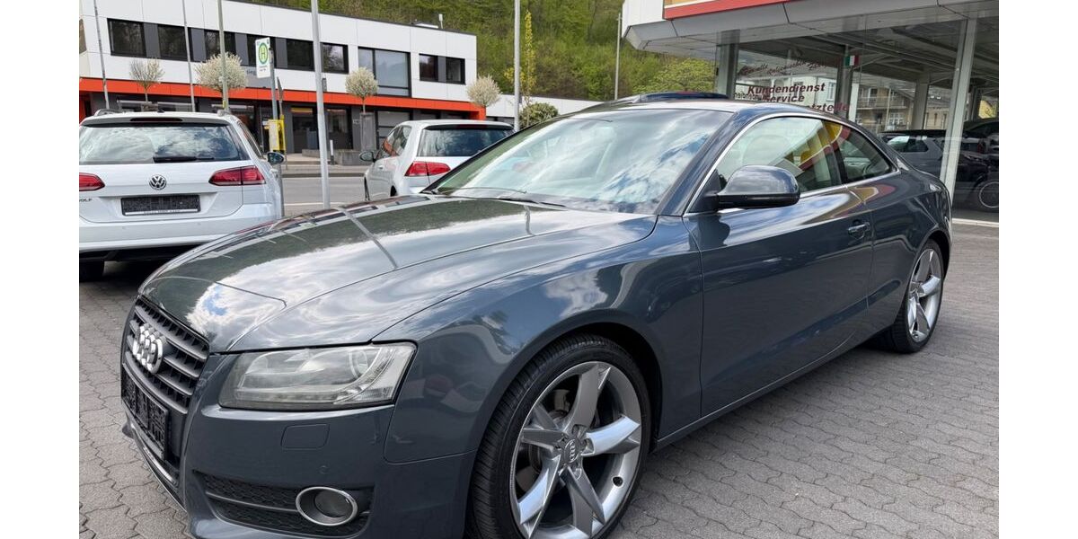 Audi A5 176.000 km 6.990 &euro; Eitorf 53783