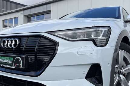 Audi e-tron 27.252 km 34.860 &euro; Marktredwitz 95615