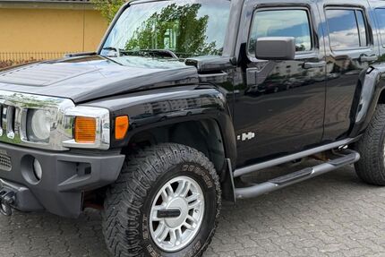 Hummer H3 134.000 km 8.700 &euro; Nidderau 61130