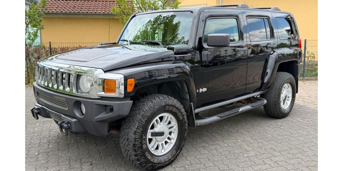 Hummer H3 134.000 km 8.700 &euro; Nidderau 61130