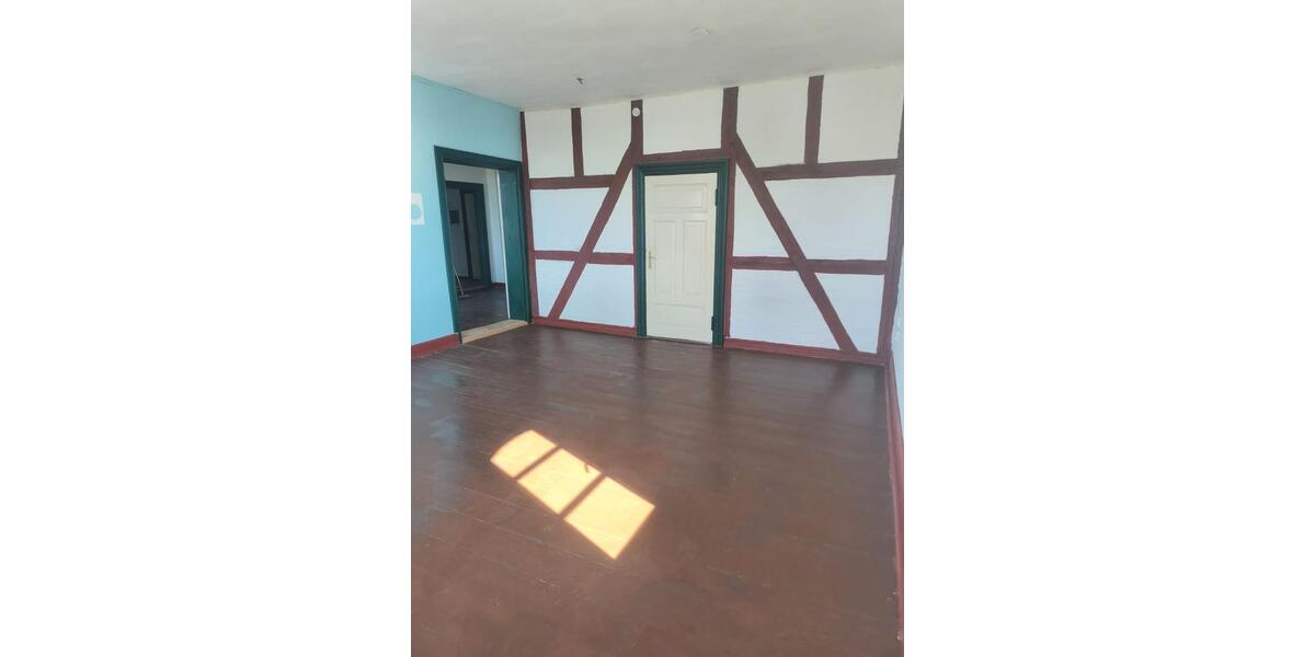 Etagenwohnung Lalendorf - 3 Zimmer, 117 m&sup2;, 620&euro; | Angebot:25693426
