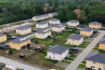 Haus zum Mieten in Zossen 1.750 € 123 m² 5 zimmer