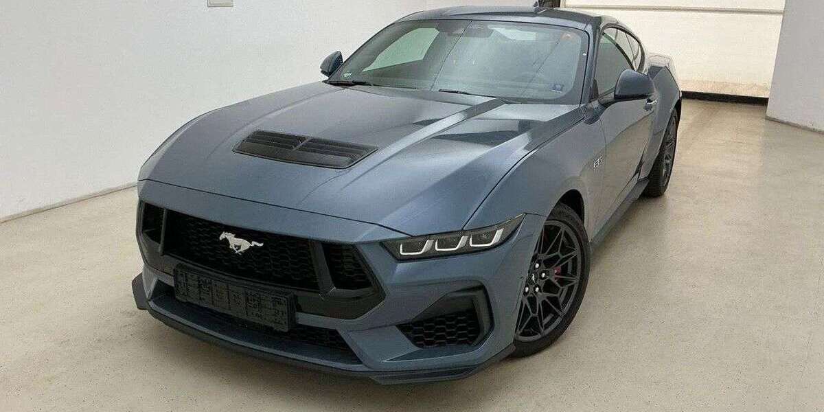 Ford Mustang 26.222 km 52.990 &euro; Marbach 71672