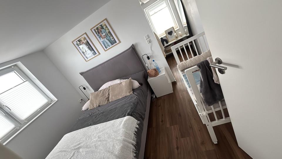 Dachgeschoßwohnung Baunatal - 2.5 Zimmer, 65 m&sup2;, 850&euro; | Angebot:26325832