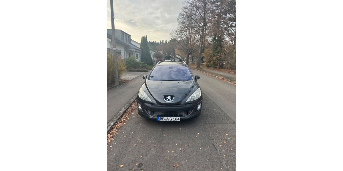 Peugeot 308 185.000 km 2.490 &euro; Böblingen 71034