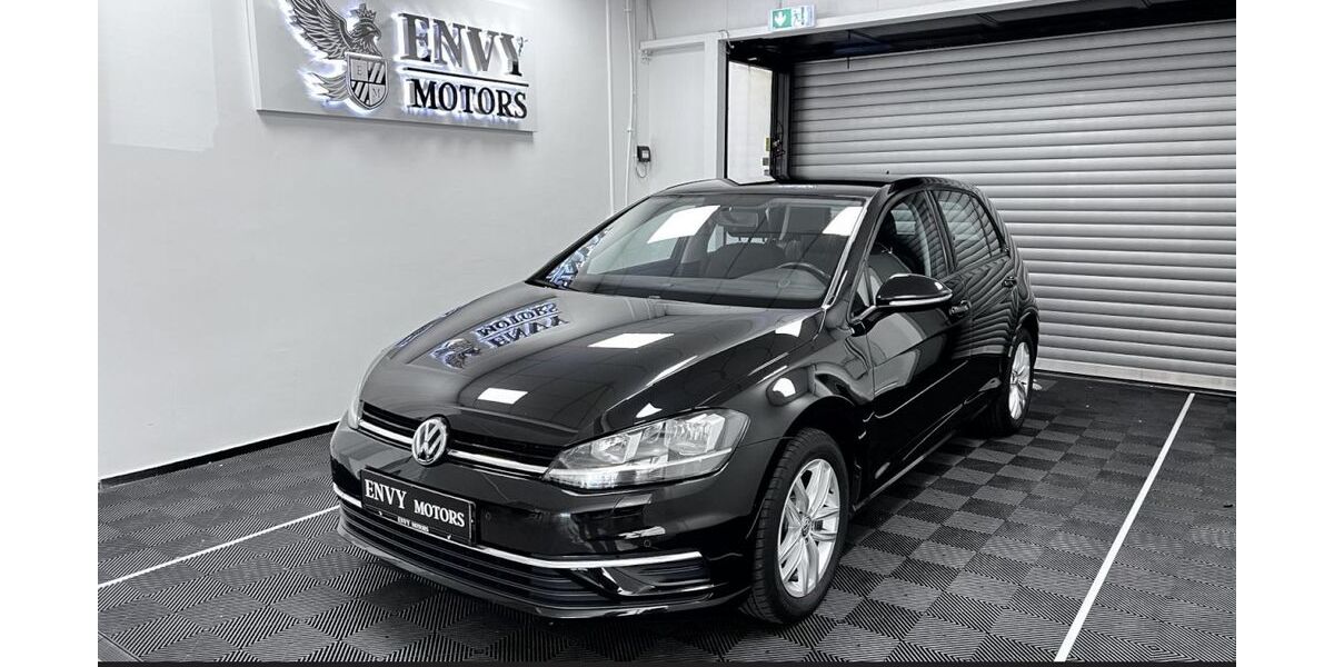 VW Golf 74.000 km 14.980 &euro; Bruchsal 76646