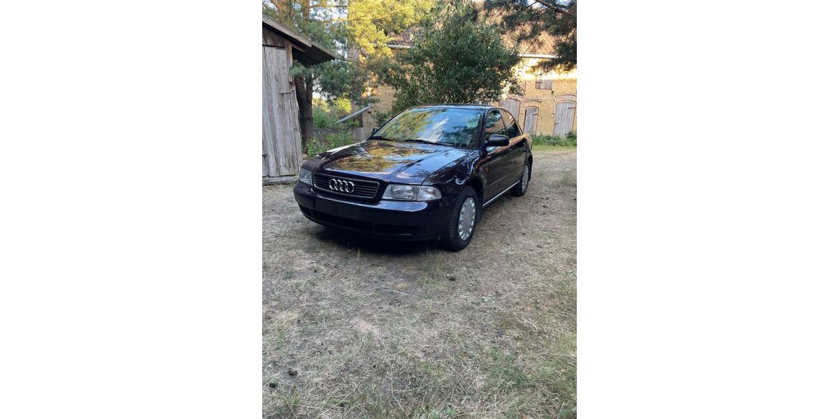 Audi A4 51.000 km 4.650 &euro; Niemegk 14823