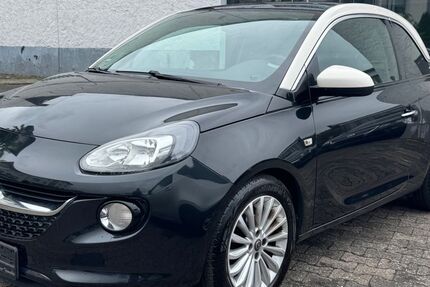 Opel Adam 82.000 km 6.700 &euro; Wiesbaden 65187