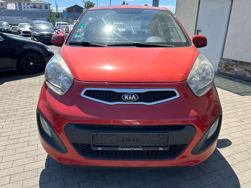 Kia Picanto 220.000 km 2.400 € Büdingen 63654
