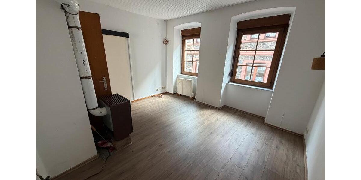 Reihenhaus Traben-Trarbach Trarbach - 7 Zimmer, 100 m&sup2;, 99.000&euro; | Angebot:27052768